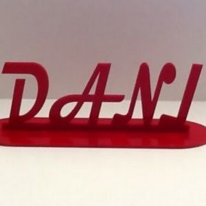 Meet your Posher, Daniela